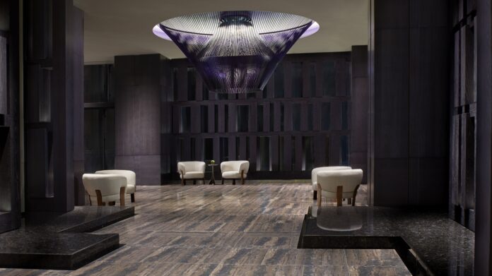 JW-Marriott-Hotel-Tokyo_Entrance-_1st_floor_interior
