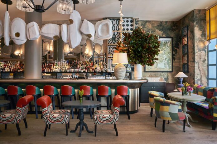 Warren-Suite-Restaurant-Bar-4-2-scaled