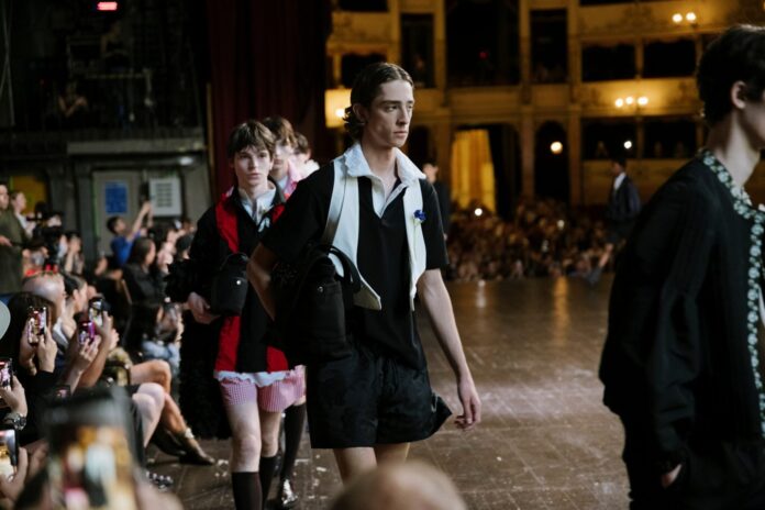 simone_rocha_fashion_show___49-2048x1366