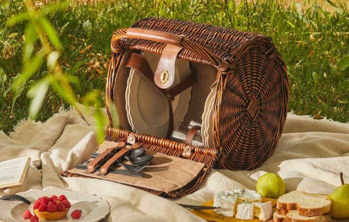 alessi-picnic-baskets-e1783672572417