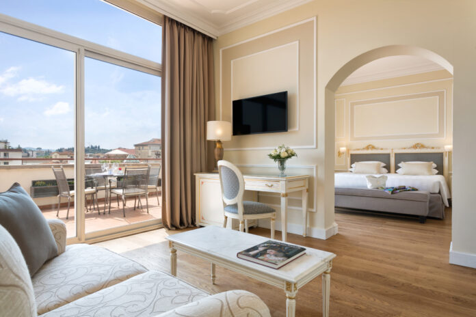 Sina-Villamedici-florencesuite1-room-scaled