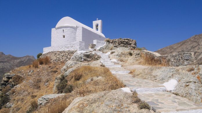 inside-m-residence-on-serifos-by-mold-architects-body-free